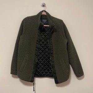 Abercrombie and Fitch Sherpa quilted full zip sweater dark green women’s M